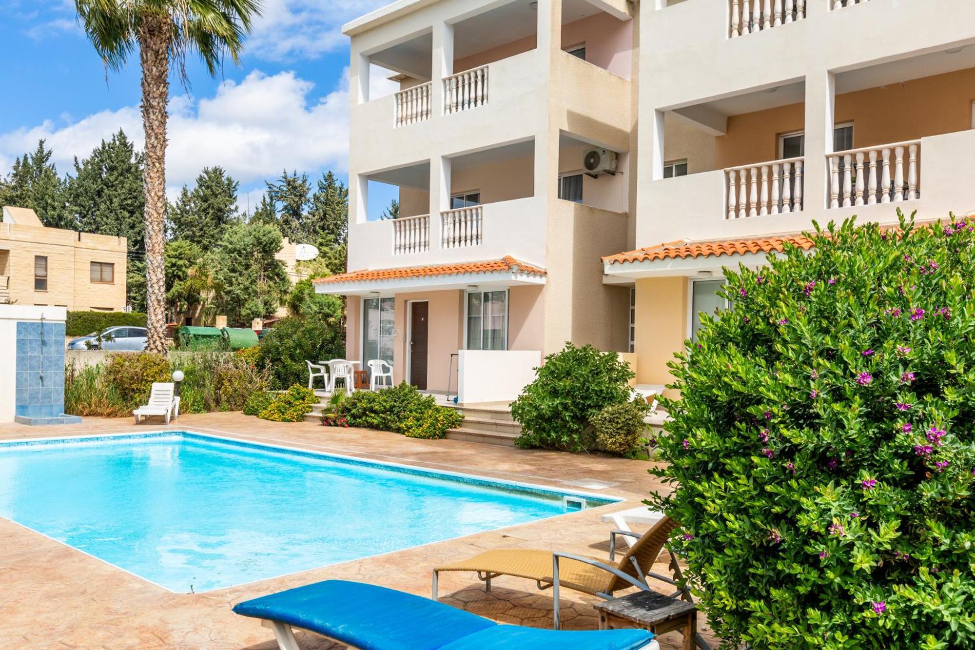 Beautiful 2 Bed Apartment In Paphos Cyprus エクステリア 写真