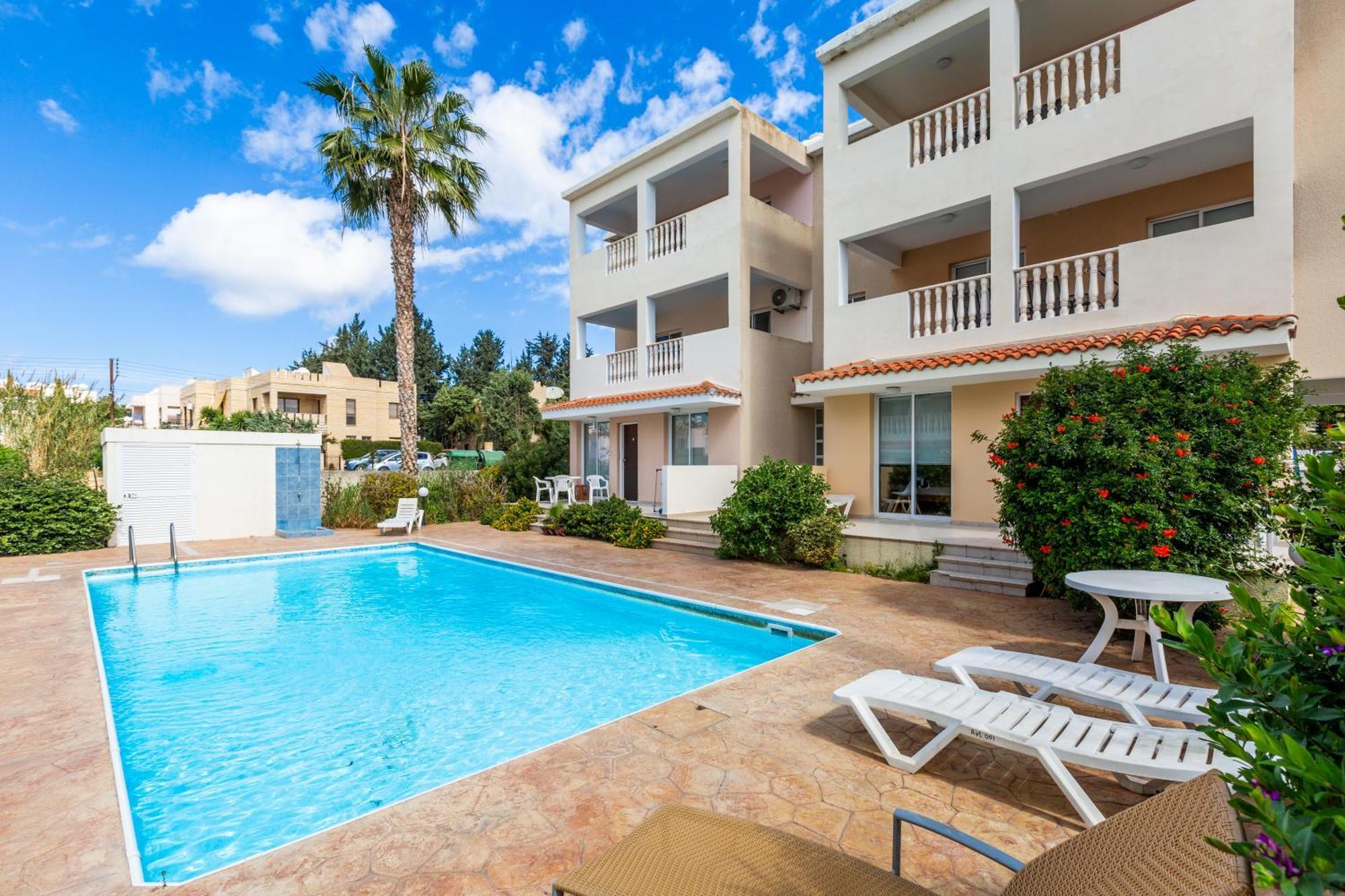 Beautiful 2 Bed Apartment In Paphos Cyprus エクステリア 写真
