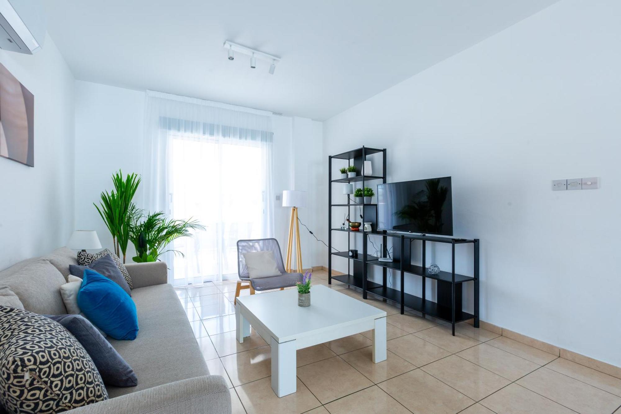 Beautiful 2 Bed Apartment In Paphos Cyprus エクステリア 写真