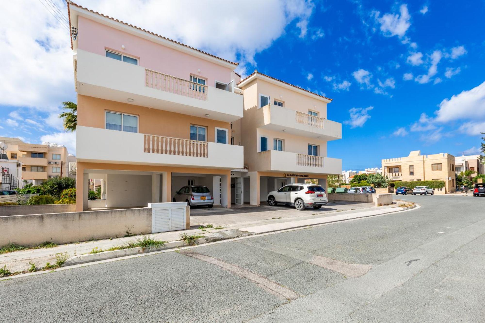 Beautiful 2 Bed Apartment In Paphos Cyprus エクステリア 写真