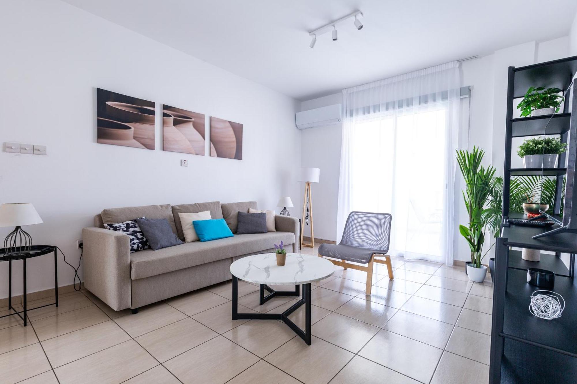 Beautiful 2 Bed Apartment In Paphos Cyprus エクステリア 写真