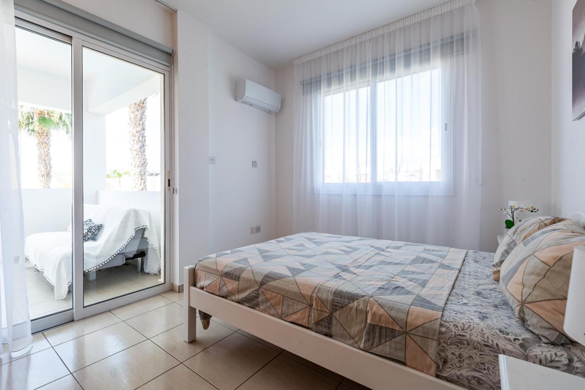 Beautiful 2 Bed Apartment In Paphos Cyprus エクステリア 写真