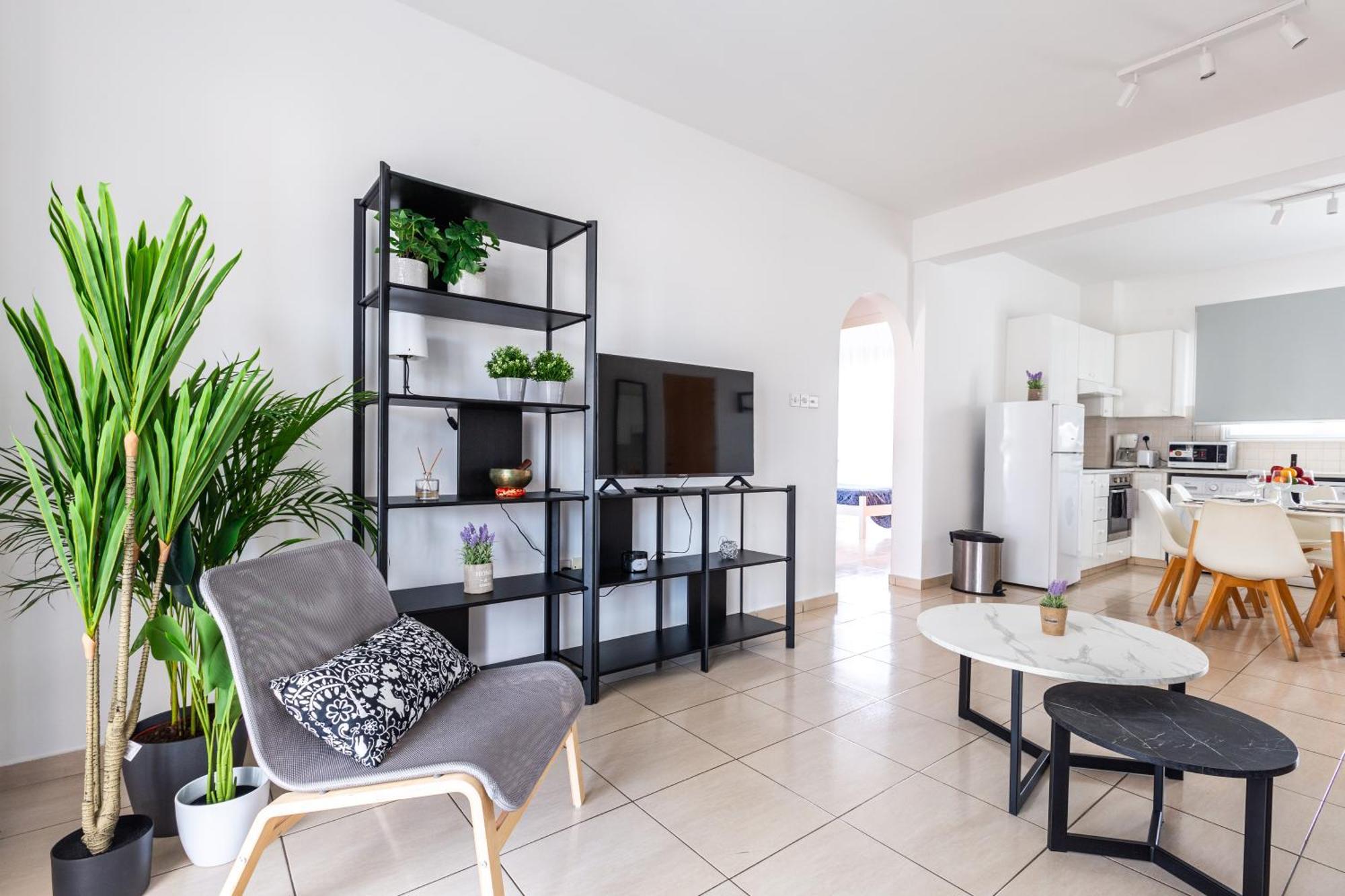 Beautiful 2 Bed Apartment In Paphos Cyprus エクステリア 写真